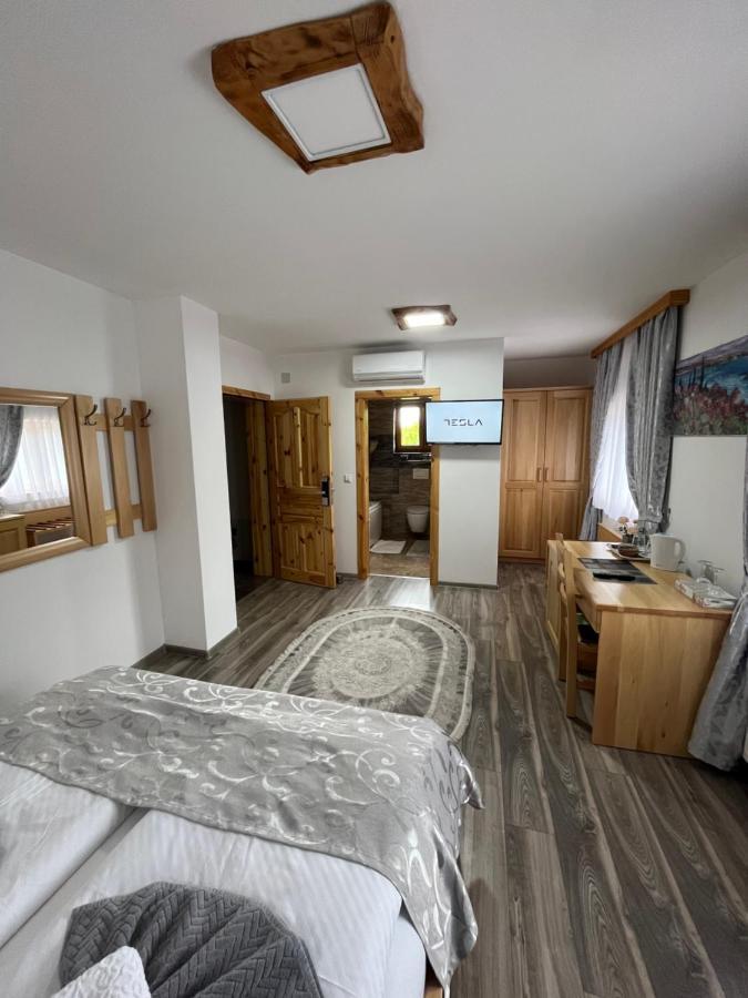 Rustic River Inn Prijeboj
