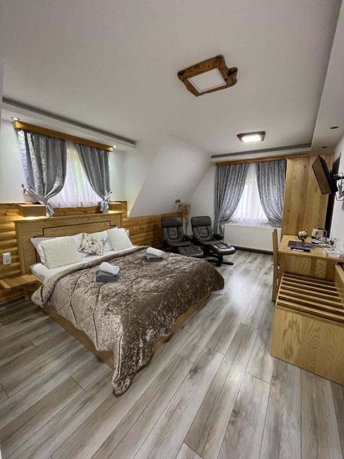 Inn Rustic River 4*